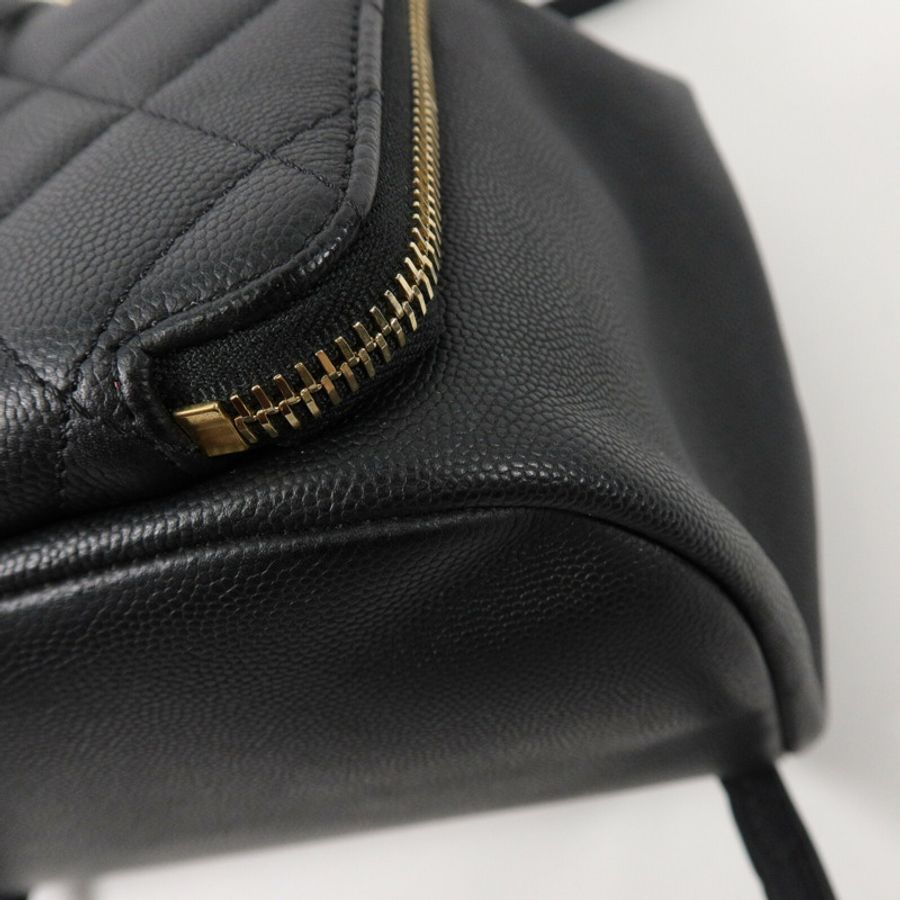 CHANEL 牛皮皮革Business Affinity Backpack鏈帶背包-13