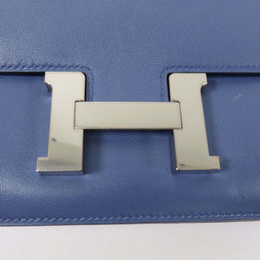 HERMES Swift皮革Constance Mini肩背袋Bleu Agate-6