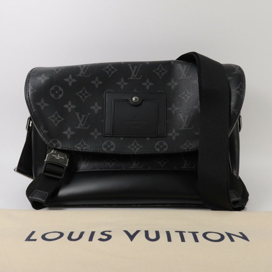 LOUIS VUITTON Monogram Eclipse Messenger PM Voyager肩背袋-8