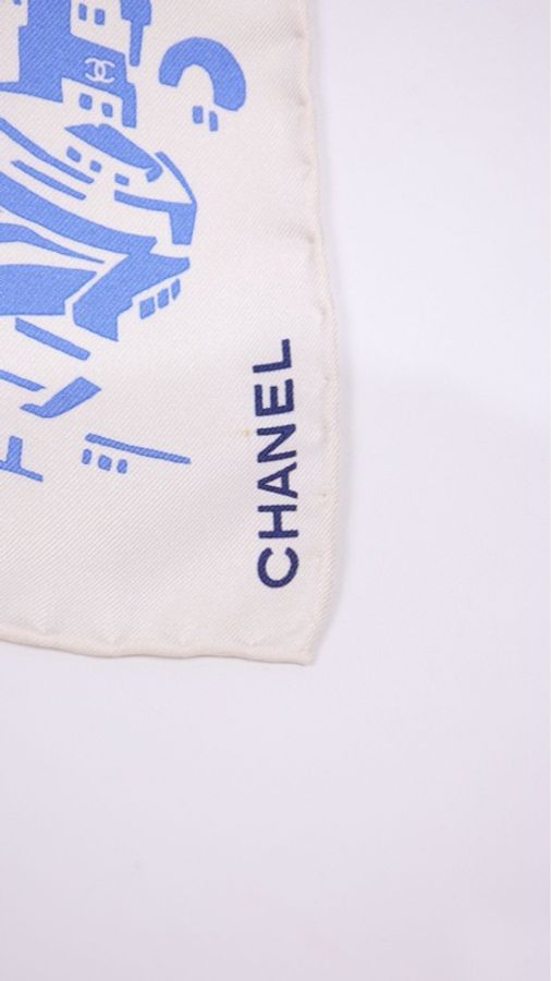 Chanel 蓝色真丝印花图案方巾丝巾-10