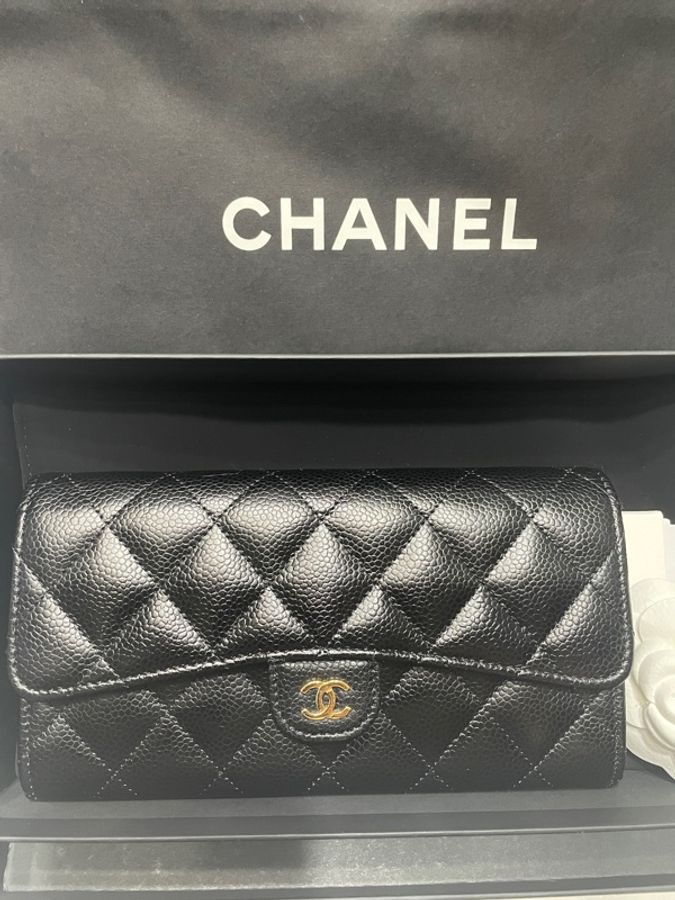 Chanel 經典雙c荔枝牛皮金扣翻蓋長夾-0