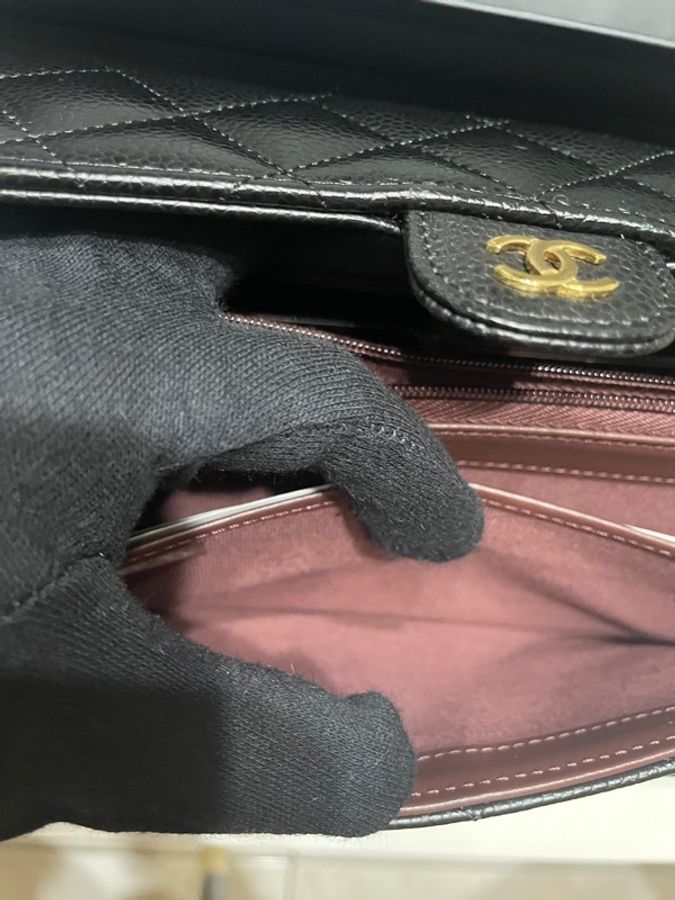 Chanel 經典雙c荔枝牛皮金扣翻蓋長夾-17