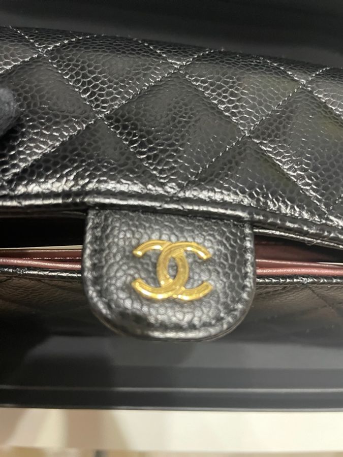 Chanel 經典雙c荔枝牛皮金扣翻蓋長夾-20