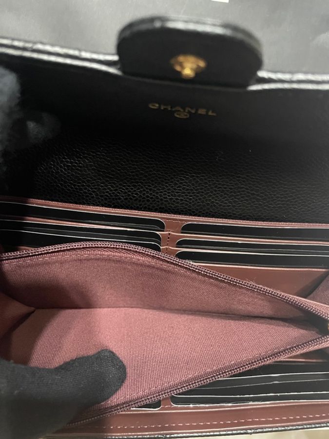Chanel 經典雙c荔枝牛皮金扣翻蓋長夾-19
