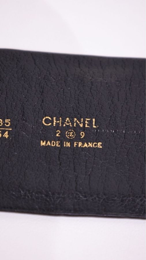 Chanel 92年黑色皮革钱币吊坠腰带-17