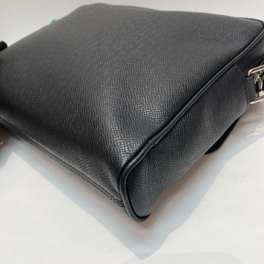 LV路易威登ALEX 黑色牛皮小号银扣邮差包28*24*5-19