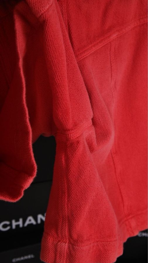 Chanel 19年红色做旧单宁牛CC短裤-24