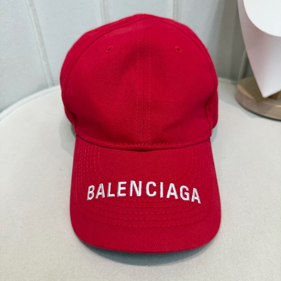 BALENCIAGA 巴黎世家 紅色白字刺繡LOGO棒球帽 XC752-1