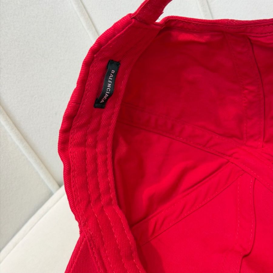 BALENCIAGA 巴黎世家 紅色白字刺繡LOGO棒球帽 XC752-6