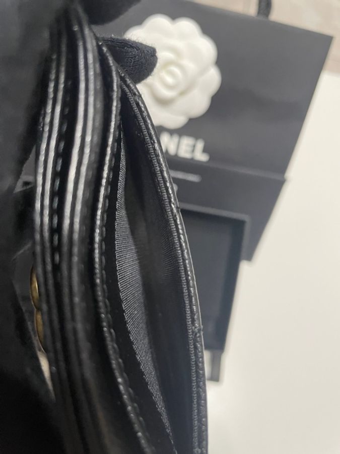 Chanel 經典款boy黑色荔枝牛皮金扣卡片夾-12
