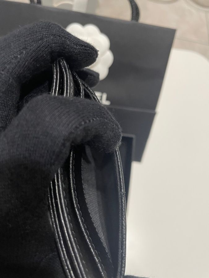 Chanel 經典款boy黑色荔枝牛皮金扣卡片夾-13