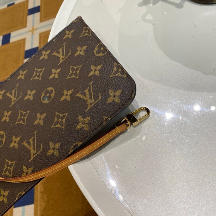LV路易威登Neverfull老花中号米色内里托特包购物袋31.5*28*16-18