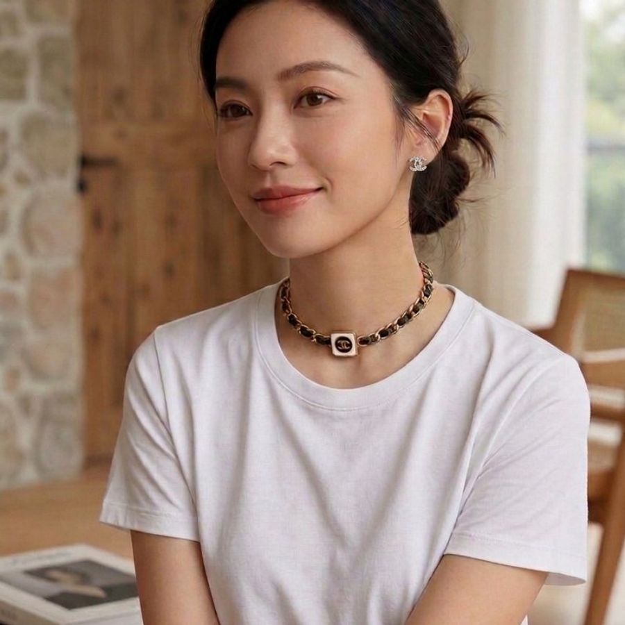 未使用 閒置 CHANEL銀色 滿版 水鑽 雙C Logo耳環 #CHANEL #耳環 #雙C #水鑽 #銀色-25