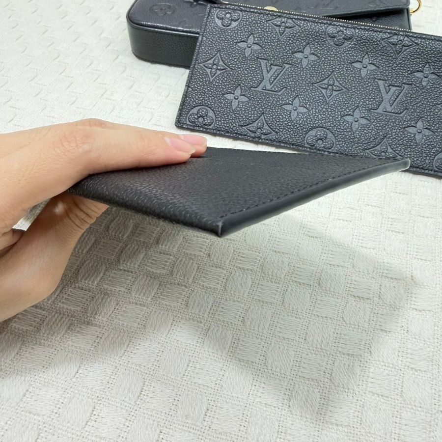 [LV專櫃銷量排名😆] LV黑牛皮壓紋FeliciePochette三合一鏈包-23