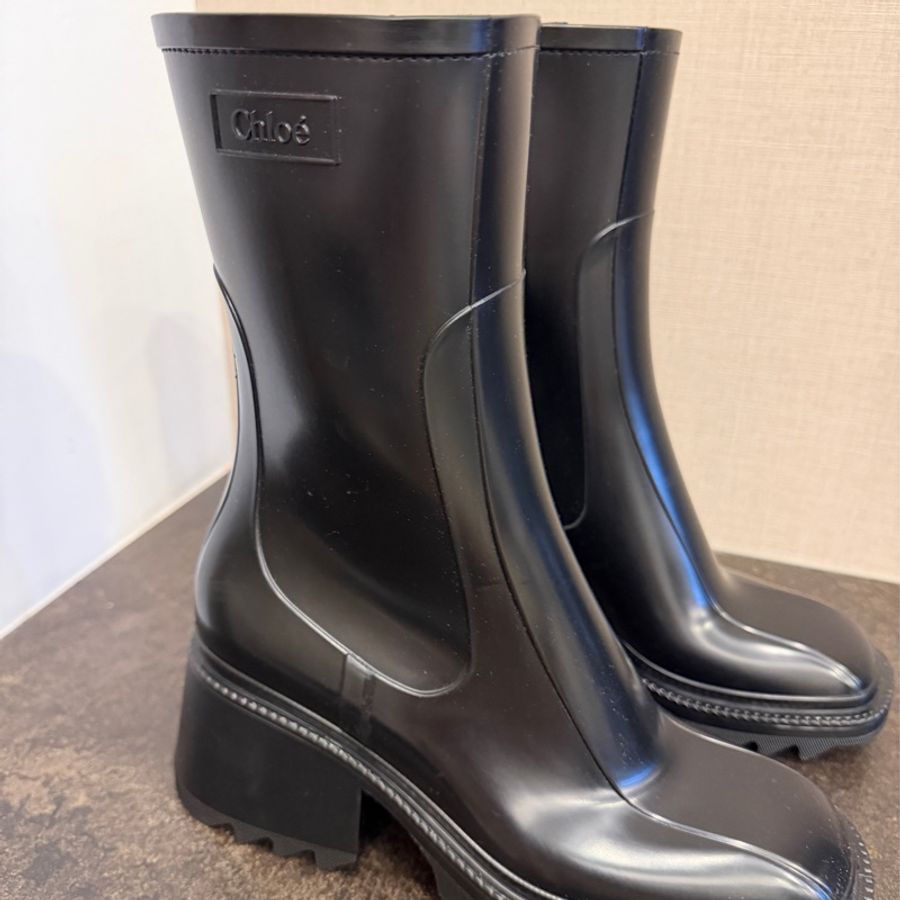 Chloe’黑色短靴雨靴-1