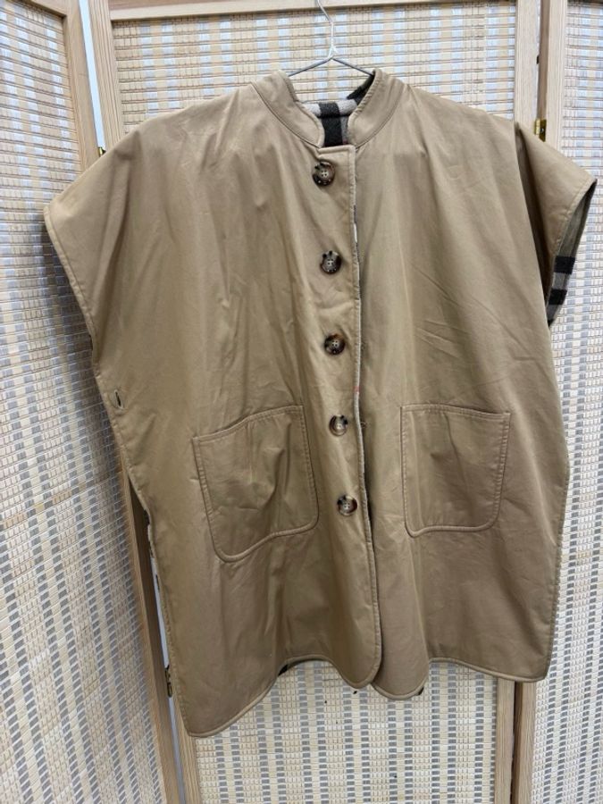 Burberry 雙面穿 斗篷 馬甲 L碼-2