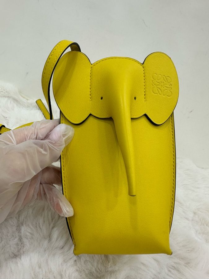 LOEWE羅意威 mini小象手機挎包-3