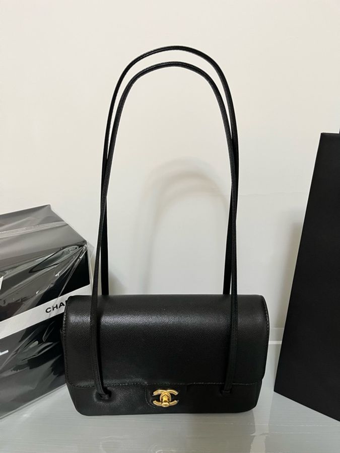 CHANEL 香奈兒《全新》Preppy Coco 22cm 黑金|黑色粒紋小牛皮|台灣專櫃購入|全配附購證-26
