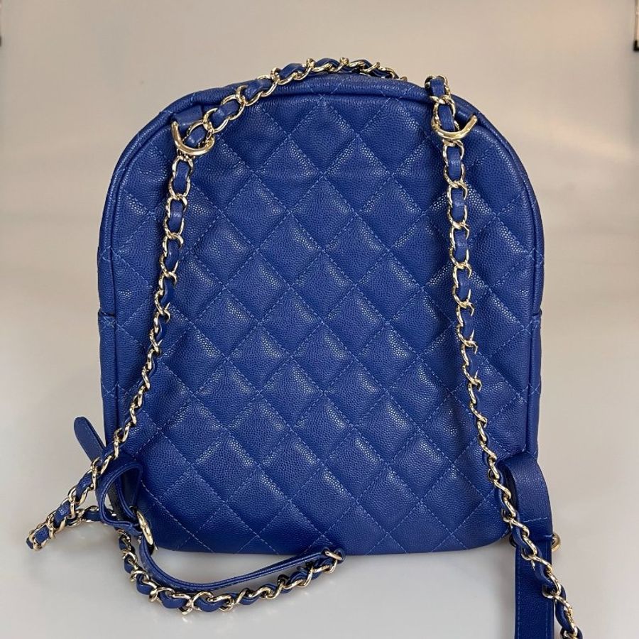CHANEL 後背包荔枝藍 保卡款26開-1