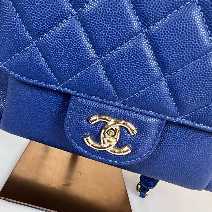 CHANEL 後背包荔枝藍 保卡款26開-7