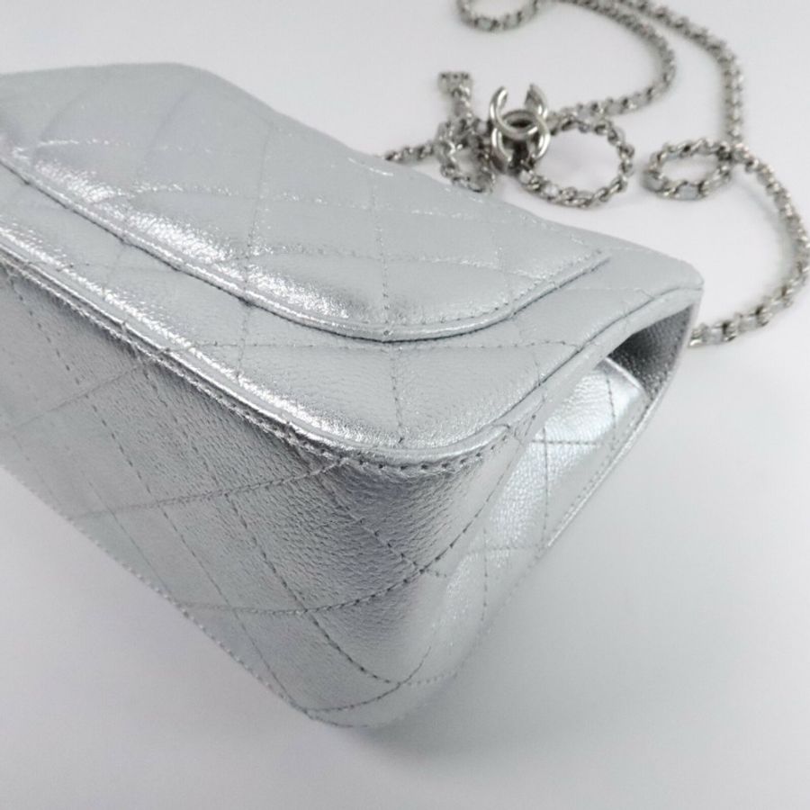 CHANEL 牛皮皮革Mini Classic 17鏈帶肩背袋-11