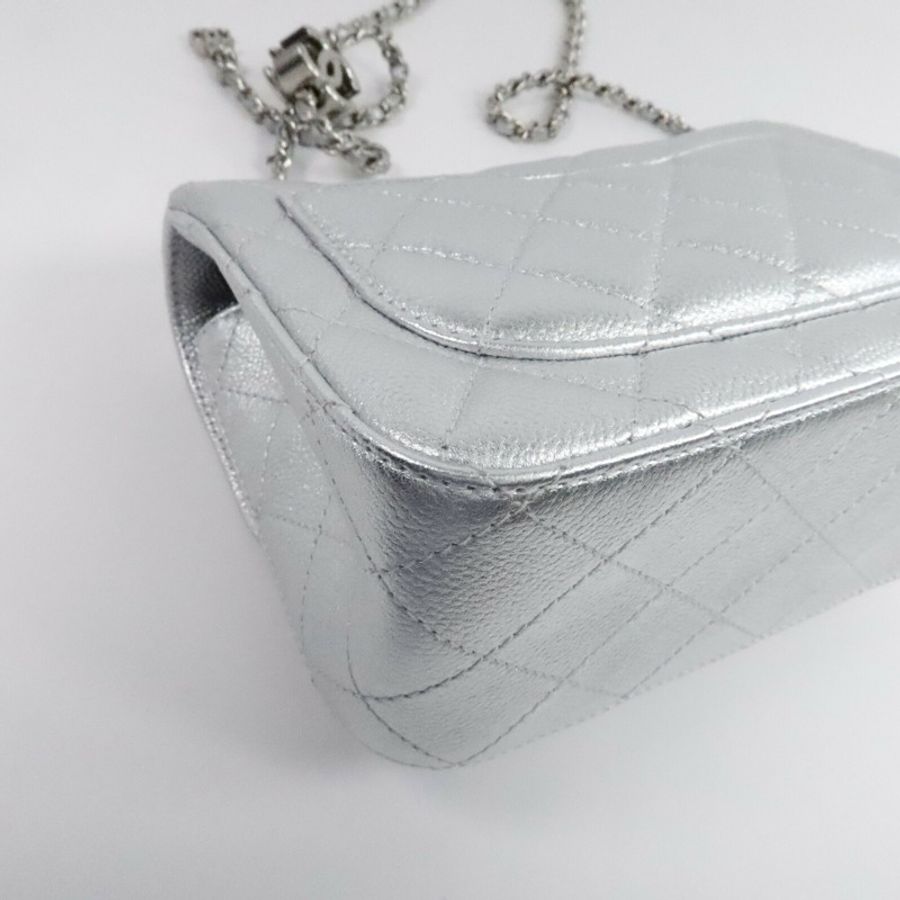 CHANEL 牛皮皮革Mini Classic 17鏈帶肩背袋-12