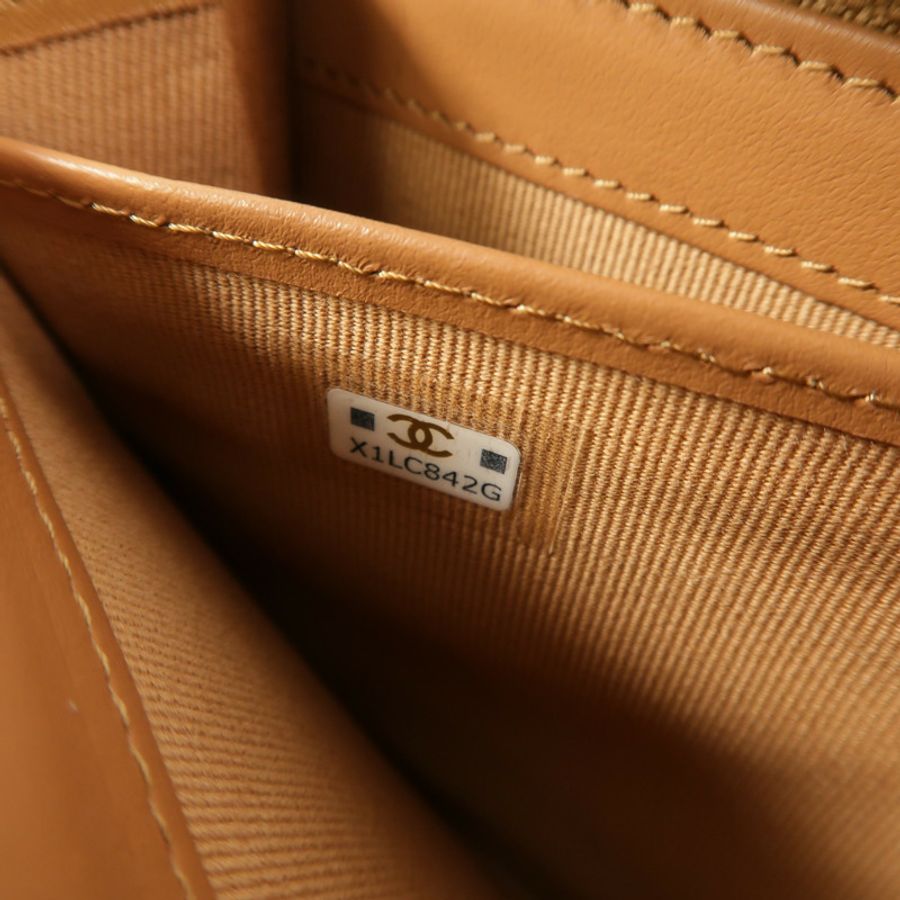 CHANEL 羊皮皮革C19 Long Wallet長錢包-10
