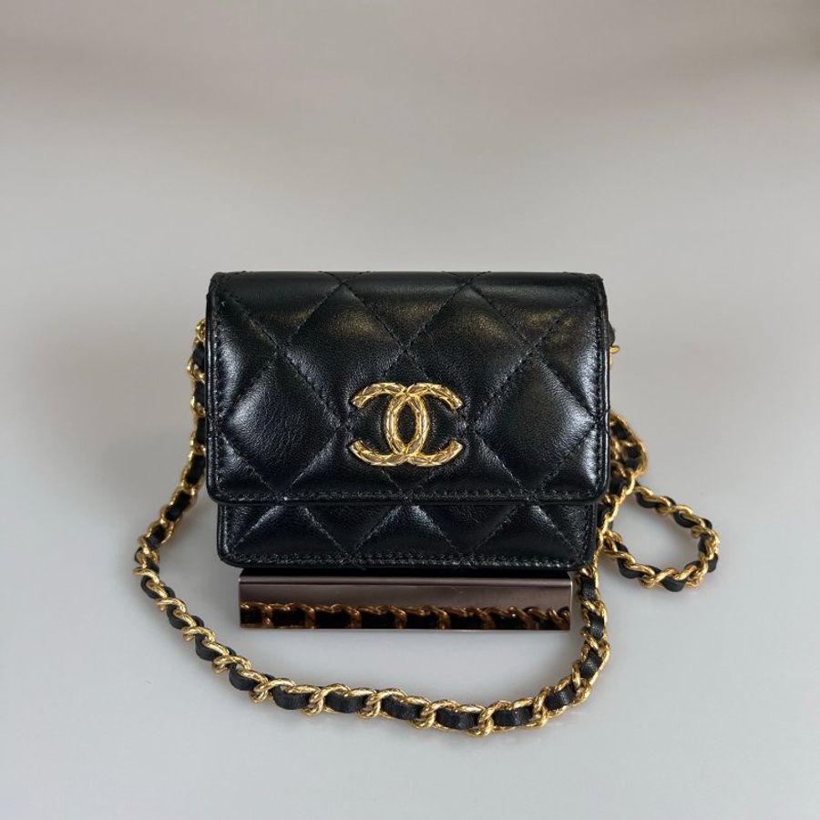 CHANEL 季節款風琴小卡包羊皮黑 AP3105/晶片款-1