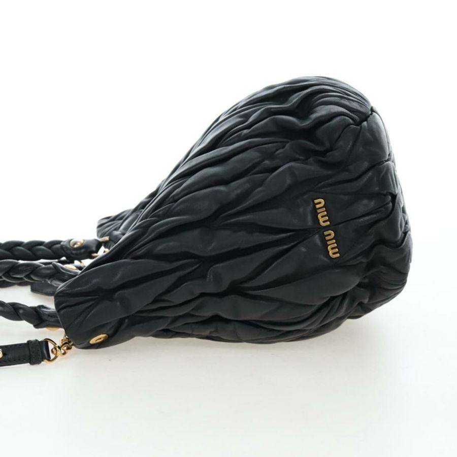 【日本直送】Miu Miu Matelasse 皮革雙肩包 黑色 金色調 正品 ki6716V-2