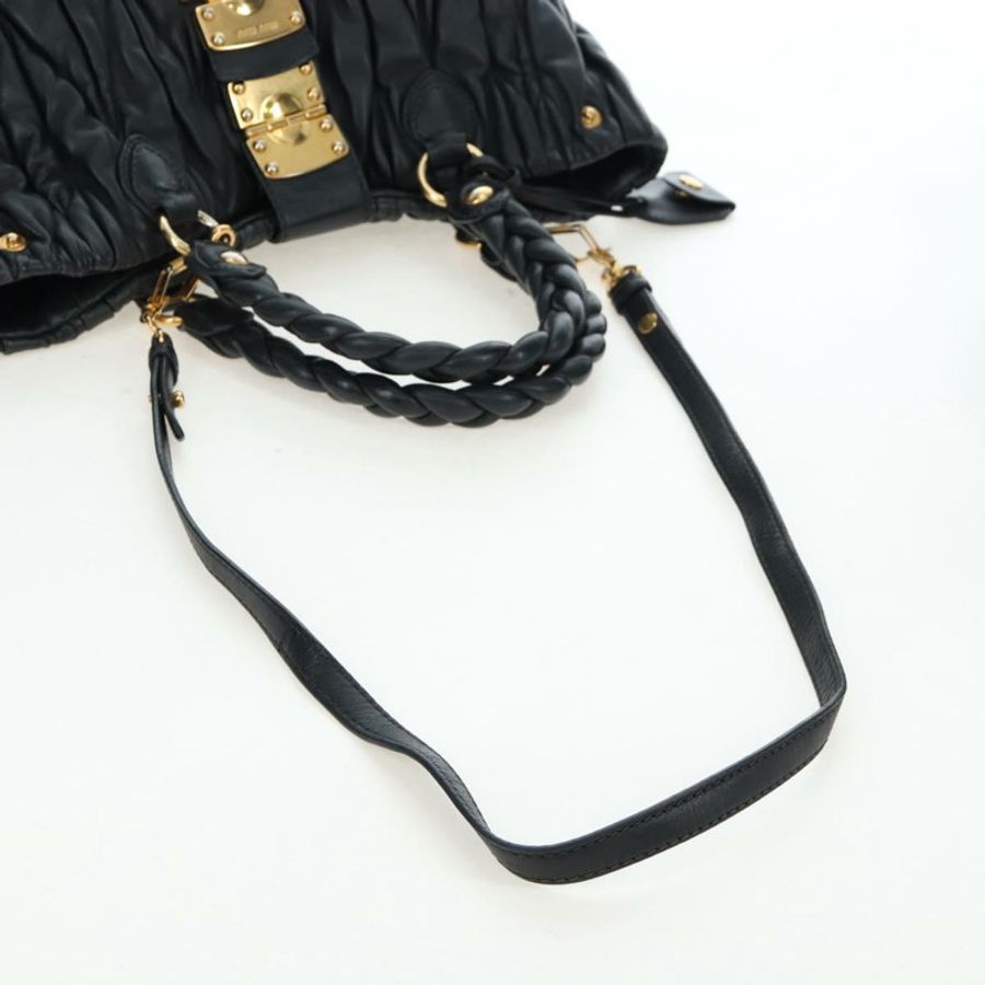 【日本直送】Miu Miu Matelasse 皮革雙肩包 黑色 金色調 正品 ki6716V-7