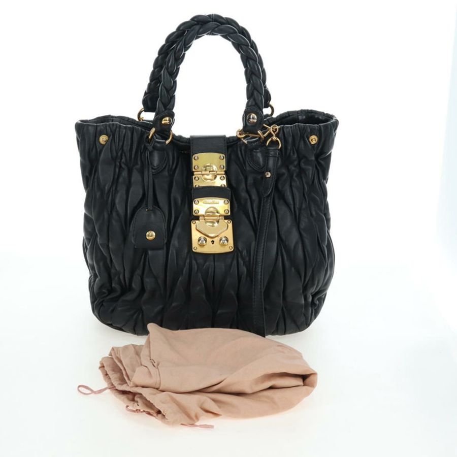 【日本直送】Miu Miu Matelasse 皮革雙肩包 黑色 金色調 正品 ki6716V-11