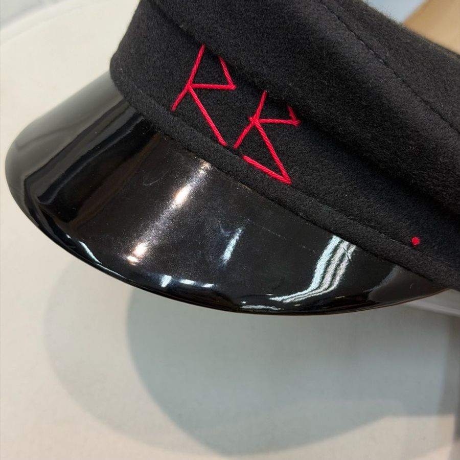 Ruslan Baginskiy 黑色羊毛報童帽 XC720-10