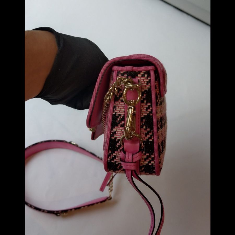 Roger Vivier 粉黑毛呢格斜背口蓋包-10