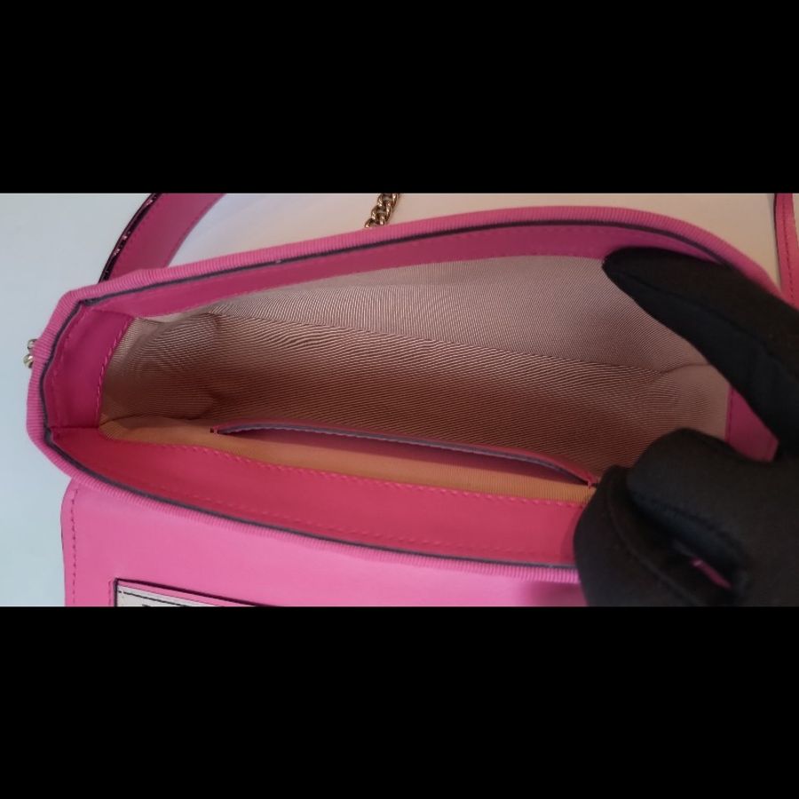 Roger Vivier 粉黑毛呢格斜背口蓋包-17