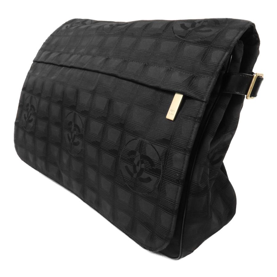CHANEL 尼龍New Travel Line Messenger Bag肩背袋-2