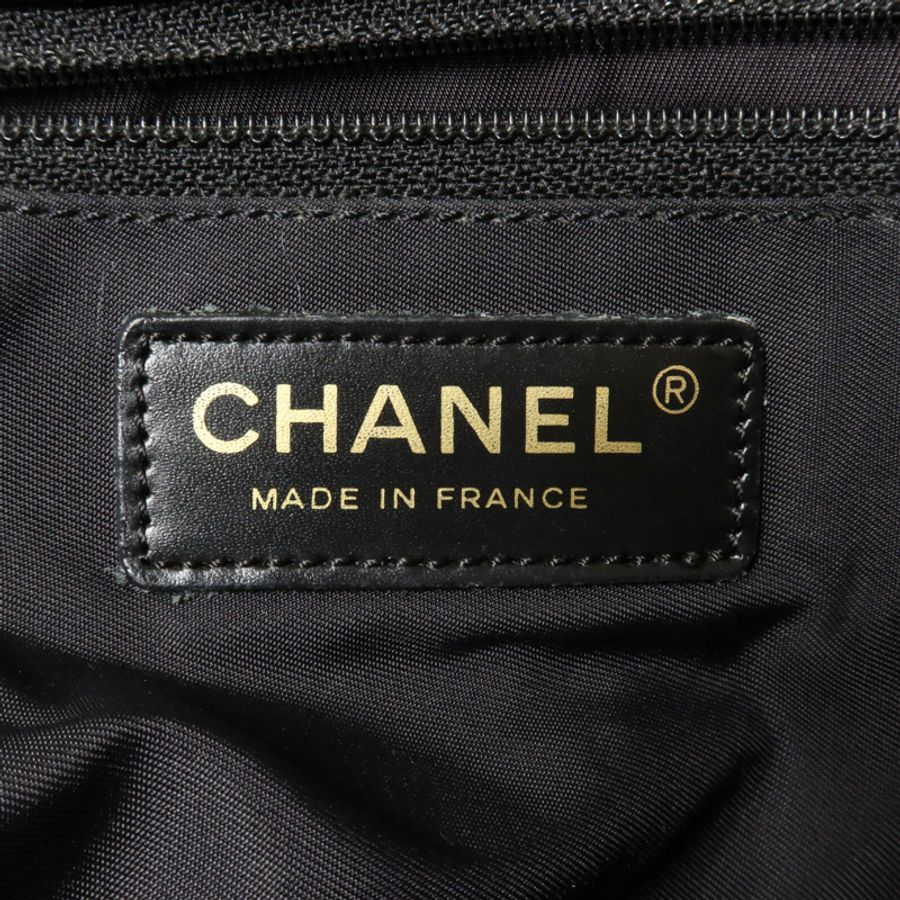 CHANEL 尼龍New Travel Line Messenger Bag肩背袋-5