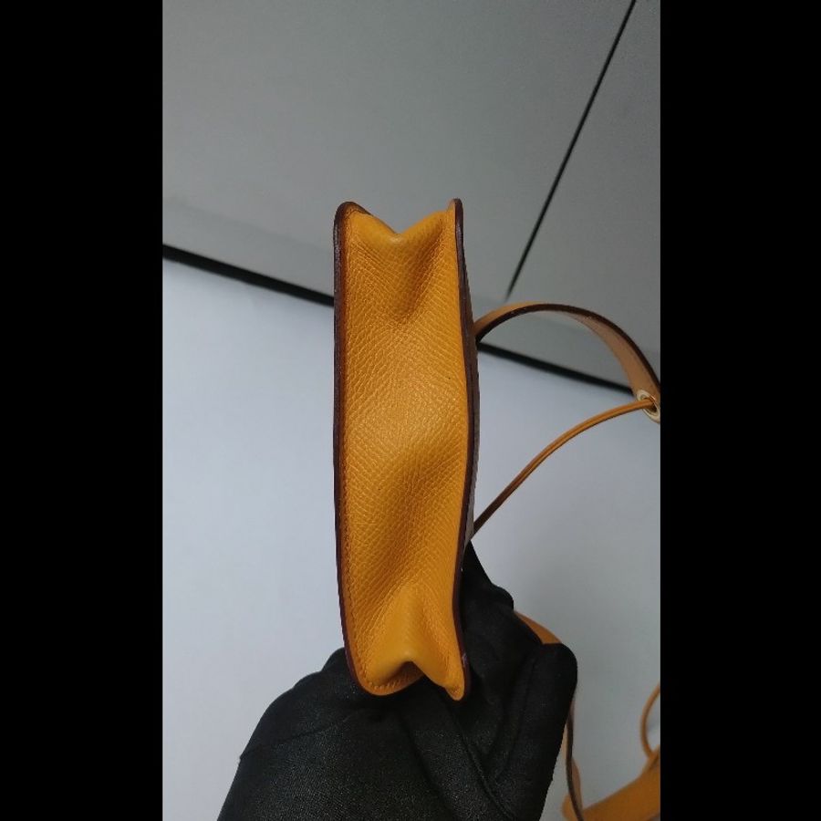 Hermes 黃皮雙釦口蓋綁帶小方腰包-7