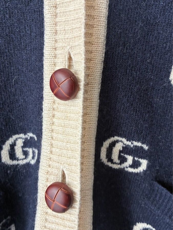 Gucci 深藍白滿版雙G針織上衣/外套S-14