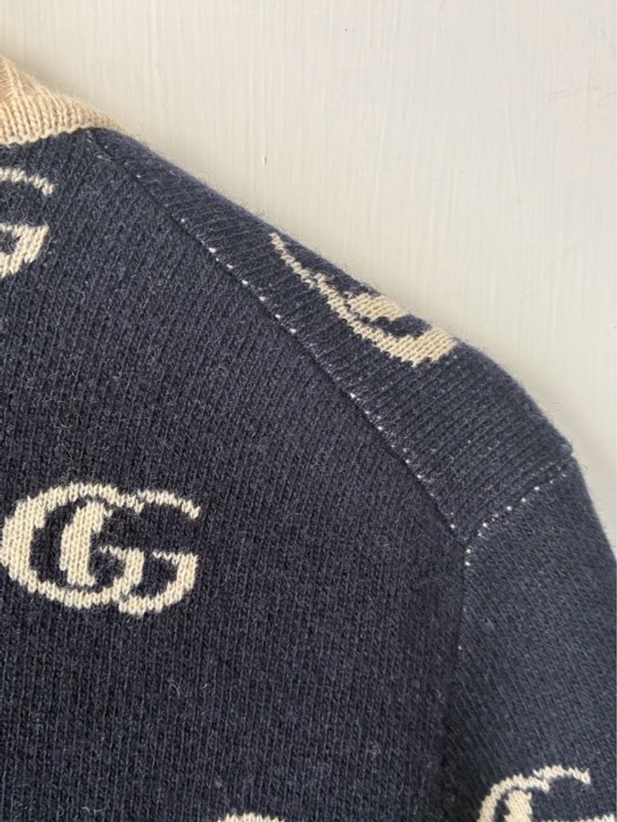 Gucci 深藍白滿版雙G針織上衣/外套S-25