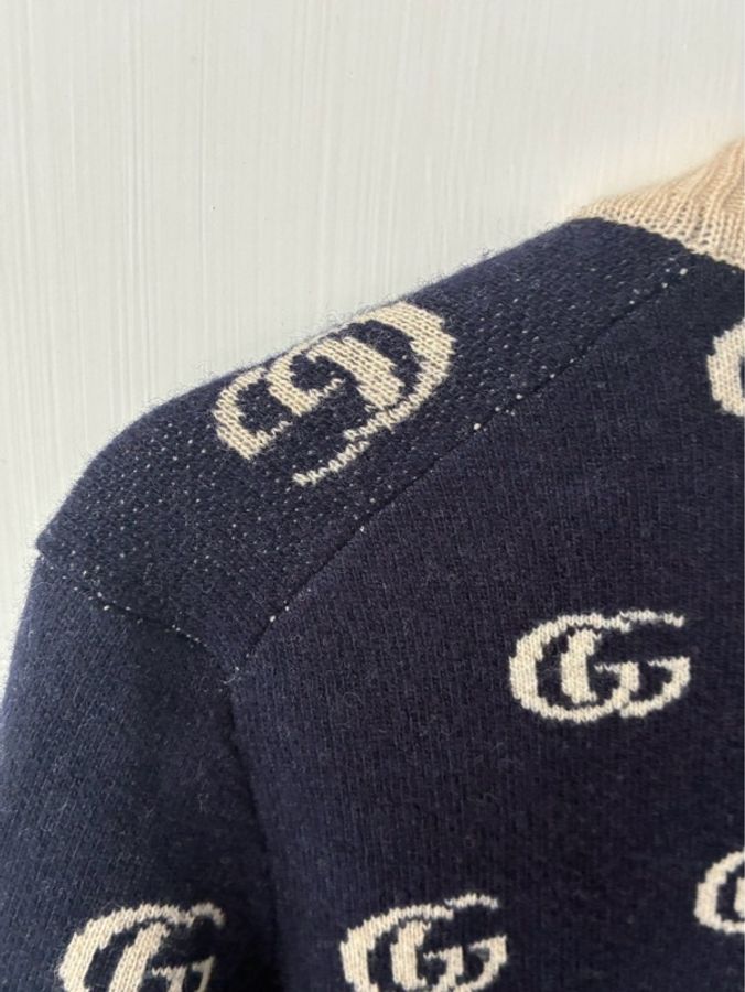 Gucci 深藍白滿版雙G針織上衣/外套S-35