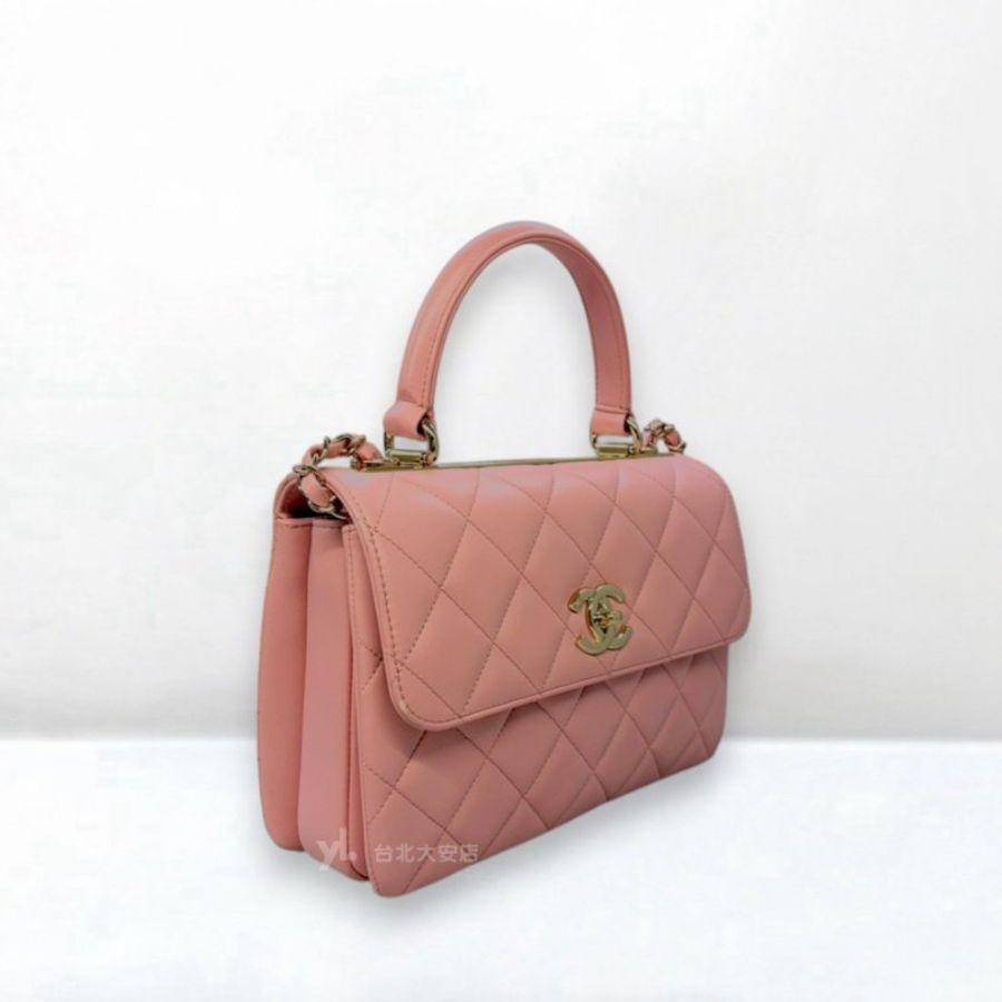 A13404-Chanel Trendy cc櫻花粉羊皮淡金釦手提口蓋包A92236-1