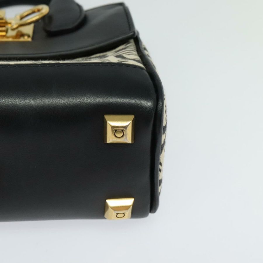 【日本直送】Salvatore Ferragamo Gancini 手提包 皮革 2way 黑色 金色 Auth 131643-13