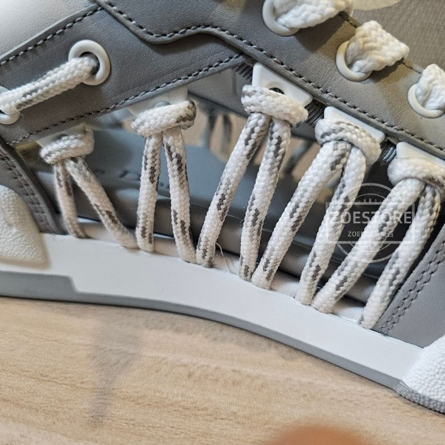 Dior First Sneaker 灰白配色鏤空運動休閒鞋-18
