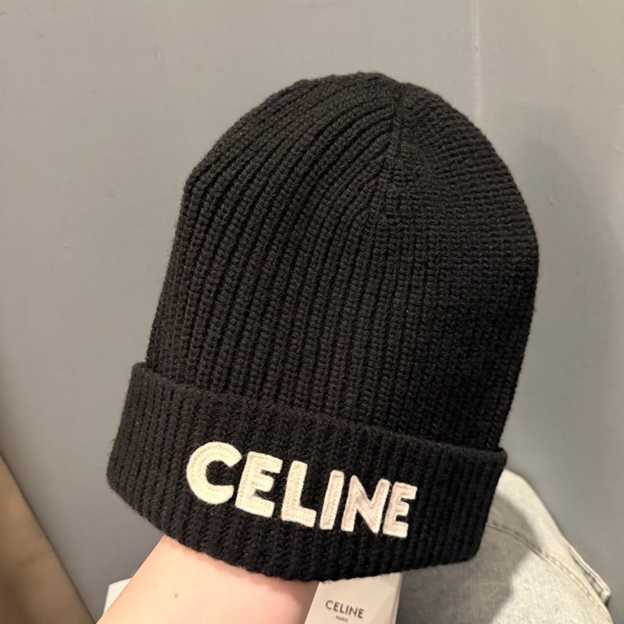 Celine 經典款 毛帽 黑-0