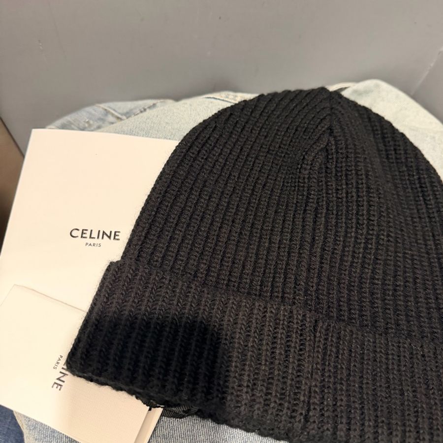 Celine 經典款 毛帽 黑-13