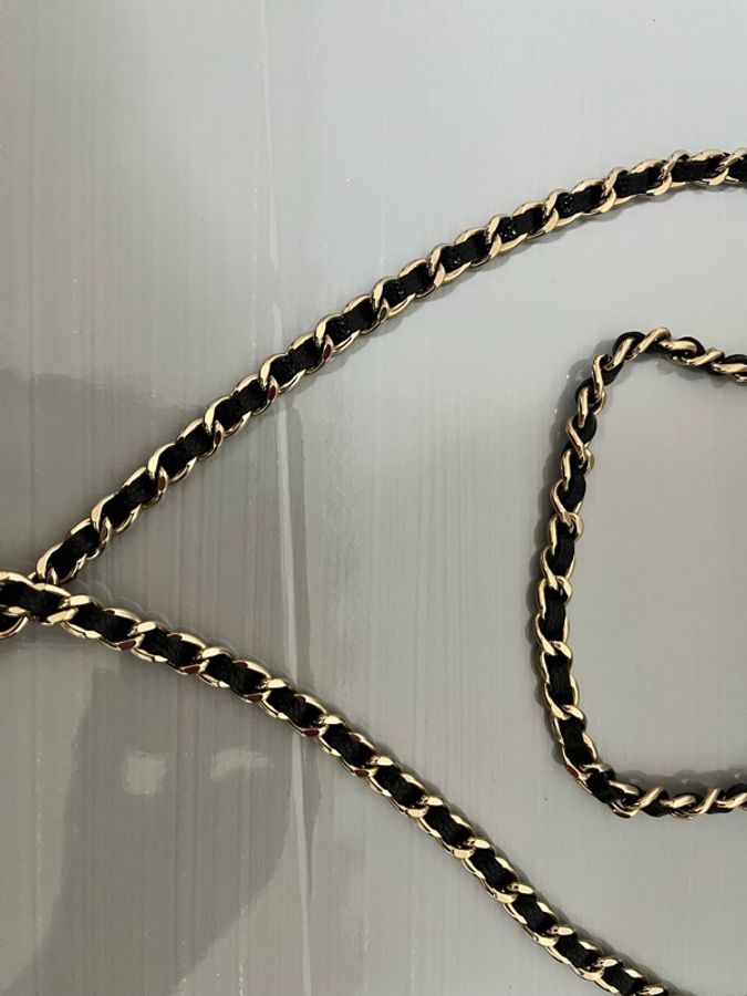 CHANEL 香奈兒 黑色荔枝皮斜背手機包｜金色CC｜WOC手機包｜附購證 全配-25