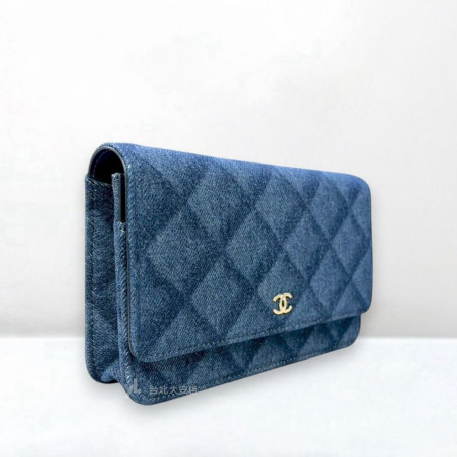 A13411-CHANEL 藍色單寧布菱格紋淡金釦WOC鍊帶錢包/AP0250-1