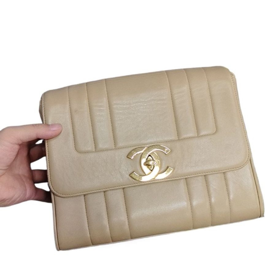 Chanel香奈兒豎條紋大雙C扣方胖子肩背包-6