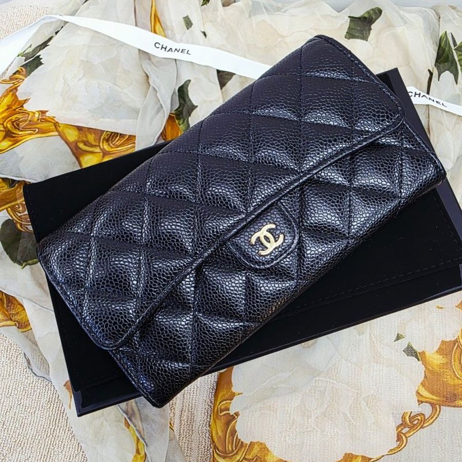 閒置未使用 新款CHANEL 黑金 信封式翻蓋長夾  芯片款-1