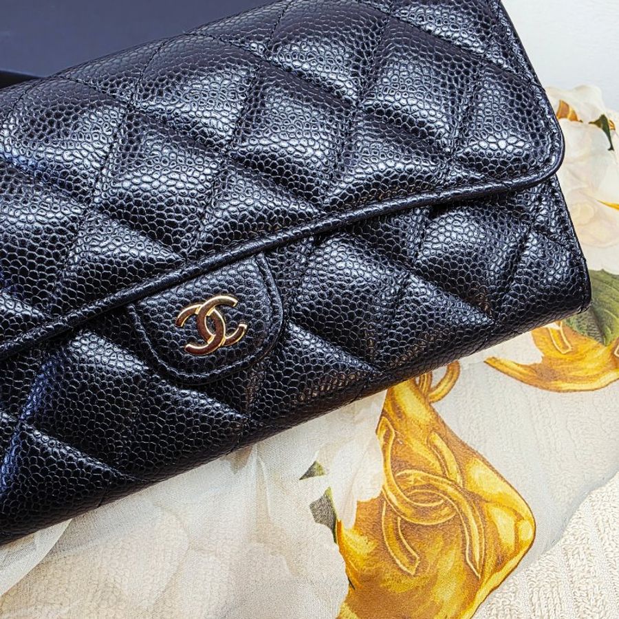 閒置未使用 新款CHANEL 黑金 信封式翻蓋長夾  芯片款-9